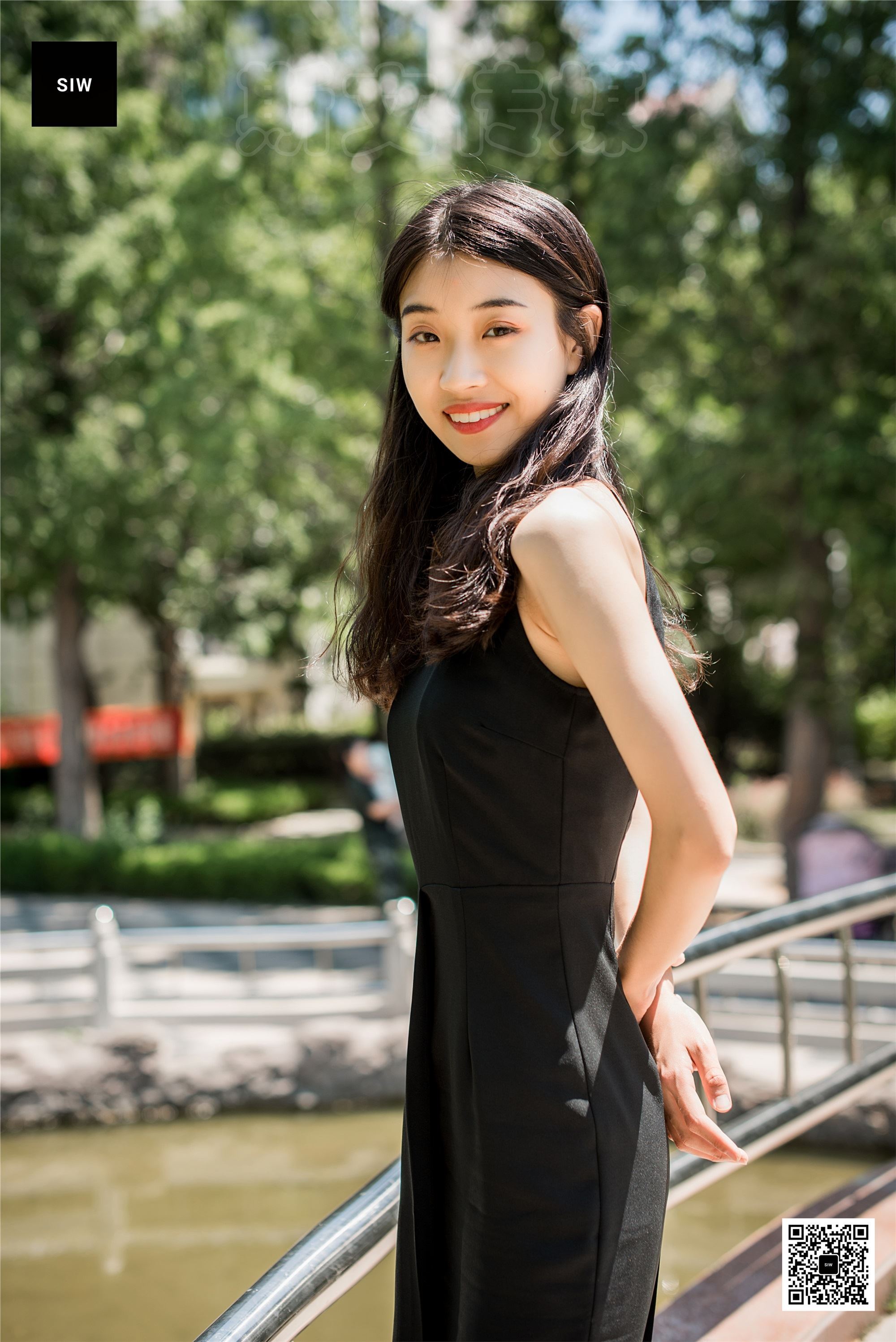 SIW斯文传媒 VOL.007 静湖垂柳-蓉儿